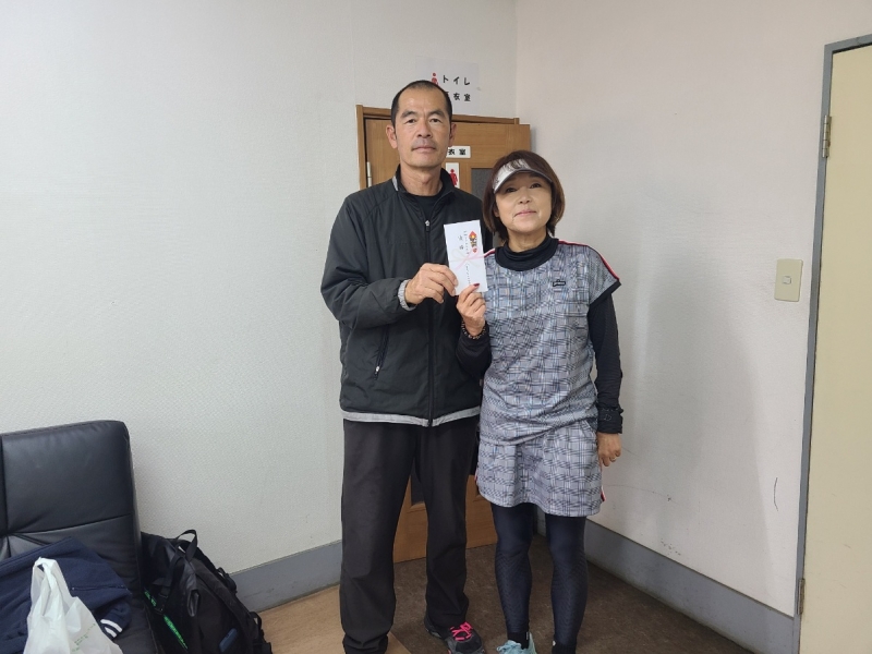 100MIX優勝　田村コーチ・田村(豊）コーチ　組　