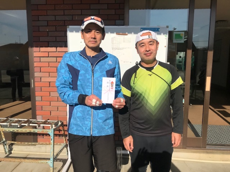 年末男子ダブルス　Bクラス　優勝　小西・小林　組