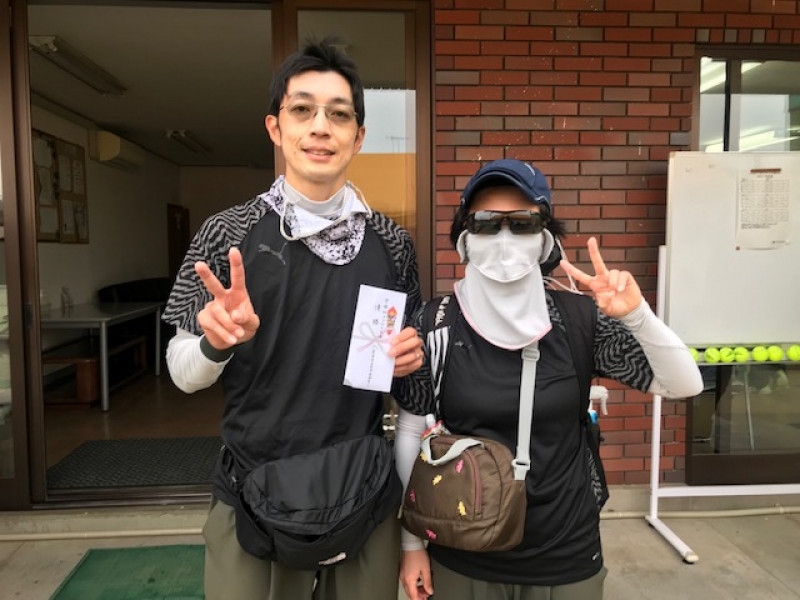 中級MIXＤ優勝　井本・井本　組　