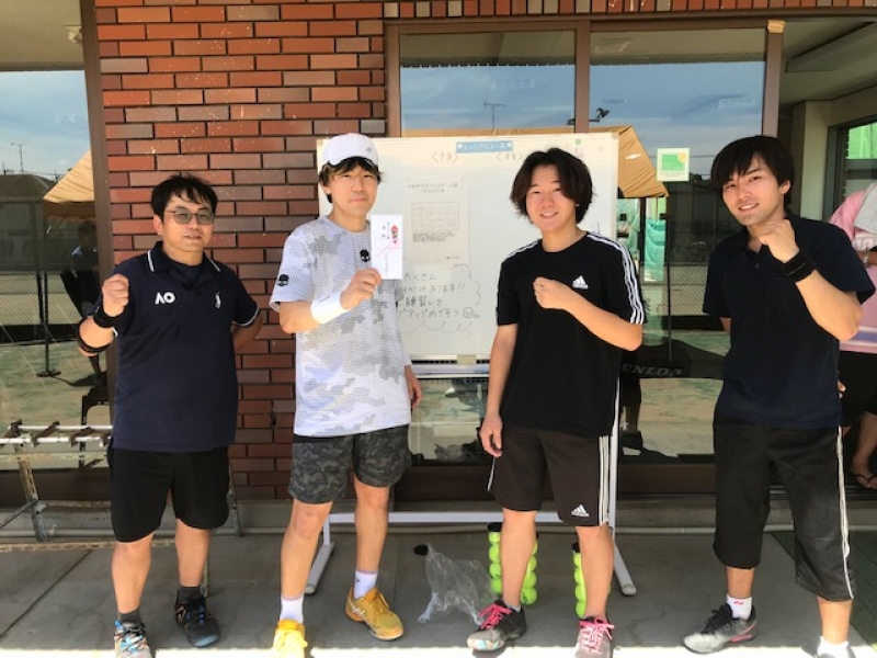 2023　中級男子Dチーム戦　優勝　谷崎家※お父様とお子様3名です（3名が八王子テニスアカデミー在籍）