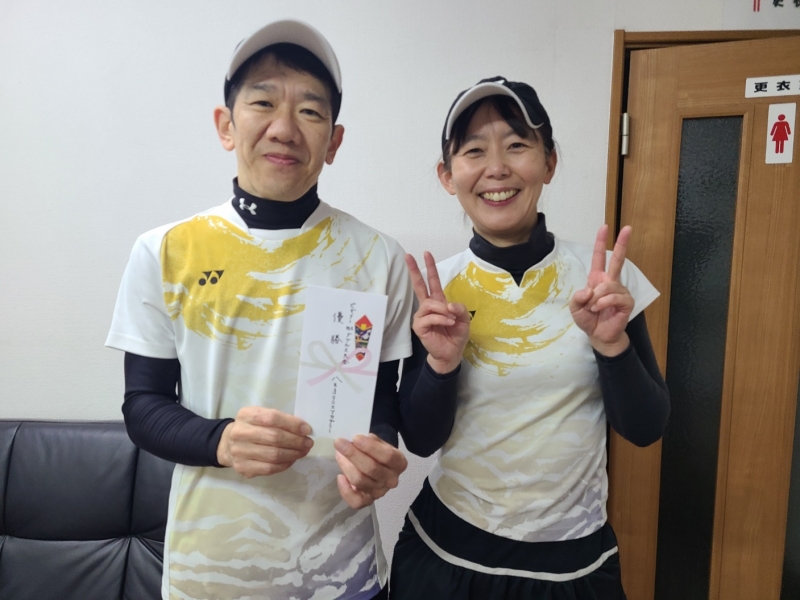 ビギナーMIX　11月大会優勝　安田・川島　様