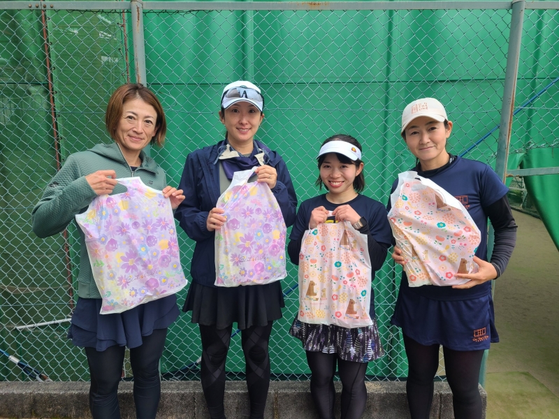 2025マンスリーレディースカップ　チーム戦　10月15日（オープン） 準優勝 スマッシュ(村井、木野、向原、高群)様 